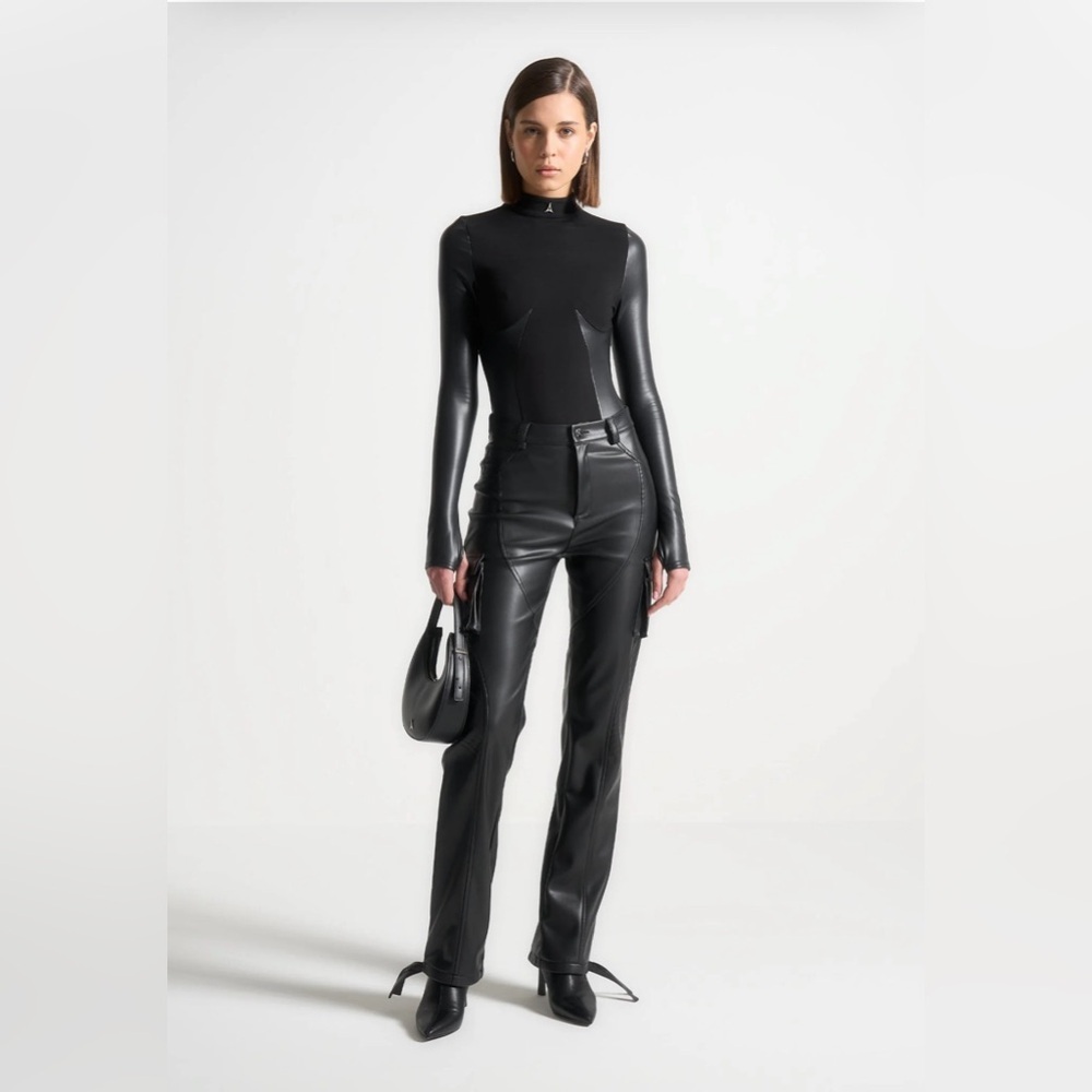 Manière De Voir Sculpted High-Neck Bodysuit – Sleek & Modern | NWOT | Size 0 - Picture 3 of 7